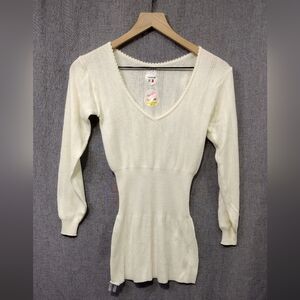 NWT Bettina Italy 100% Wool  Sweater Women's S White Casual Comfy Minimalist